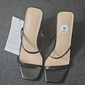 💥The Drop Black Heels